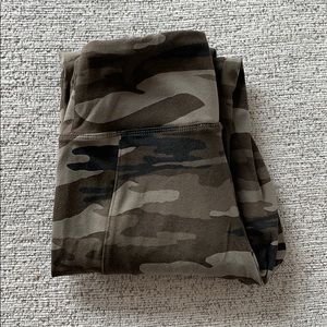 Express Camo Leggings